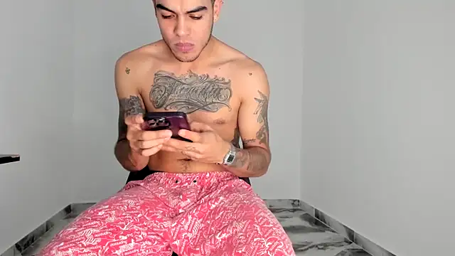 Snapshot of mikee_scooth chatting on 01.16.26 mikee scooth online show from 01.16.26