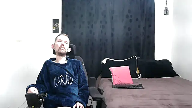 Sophia and Thomas online show from 12.21.24