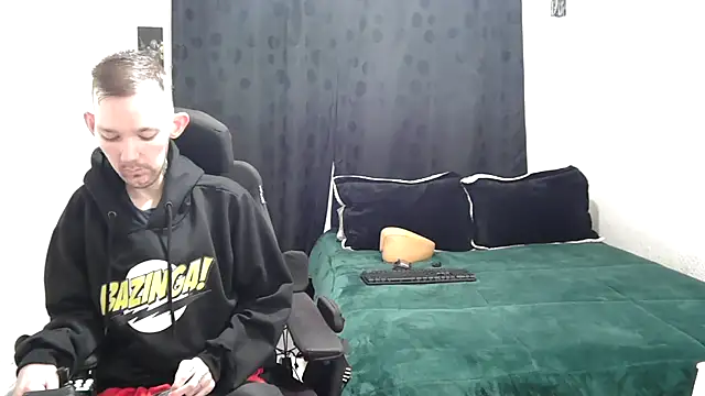 Sophia and Thomas online show from 03.07.25