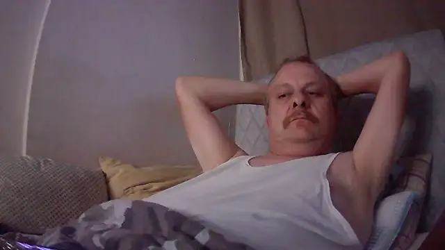 Snapshot of amylrmm1903 chatting on 09.09.25 amylrmm1903 online show from 09.09.25