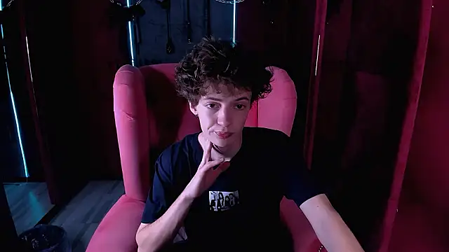 LukeSweet online show from 02.22.26