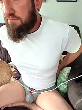 Icebearsticlese online show from 04.18.26