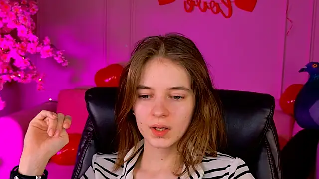 TinaDavil online show from 02.12.25