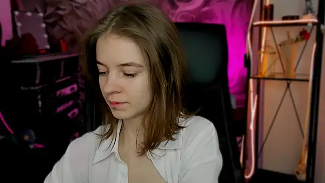 TinaDavil online show from 03.12.25