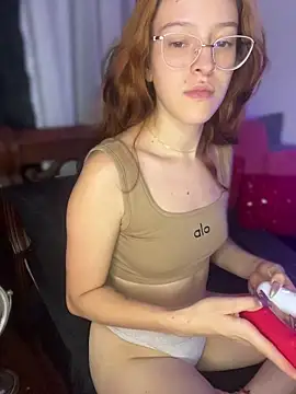 Ginger Foxy online show from 04.22.26