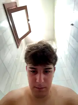 Snapshot of Pablogn24 chatting on 09.16.25 Pablogn24 online show from 09.16.25