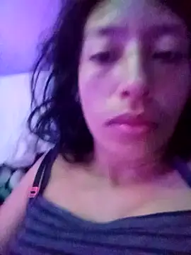 karolinee 66  online show from 12.17.24