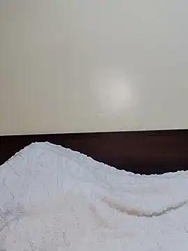 Snapshot of Ekaterina27 chatting on 02.25.25 Ekaterina27 online show from 02.25.25