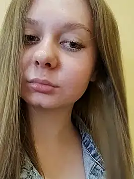 Snapshot of Ekaterina27 chatting on 03.02.25 Ekaterina27 online show from 03.02.25