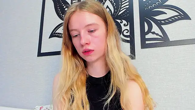 minidivaa  online show from 02.07.25