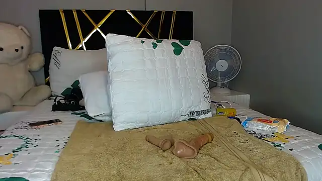 MissBigNipples online show from 02.16.25