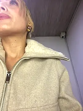 alicev kitty online show from 10.22.25