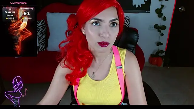 Carolaine69  online show from 10.17.25