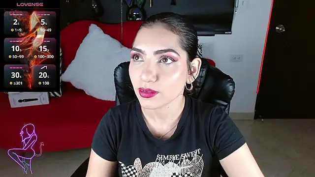 Carolaine69  online show from 01.08.26