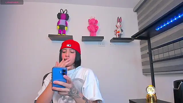 Gangster Girl online show from 02.23.26