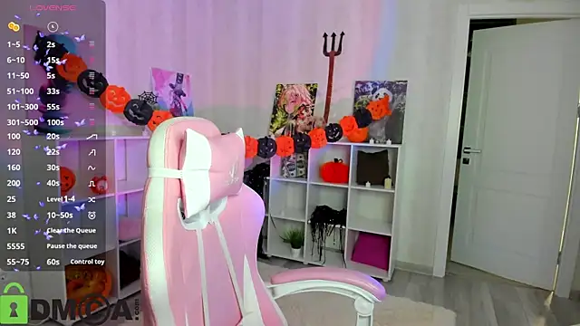 Lasly Fox online show from 10.30.25