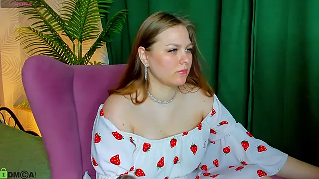 Snapshot of Lasly_Fox chatting on 06.20.26 Lasly Fox online show from 06.20.26