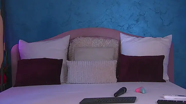 RaisaVawn online show from 03.21.25