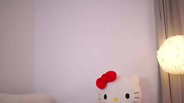 Snapshot of AvaShayy chatting on 09.12.25 AvaShayy online show from 09.12.25