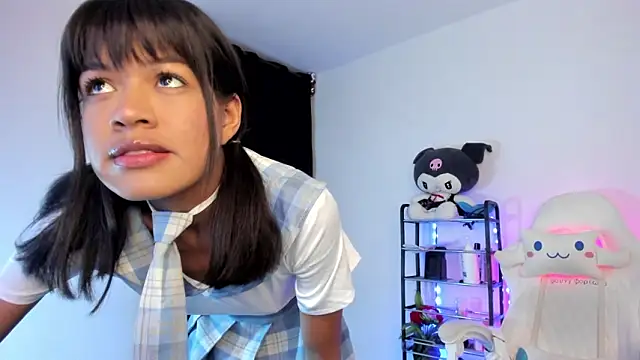 meganthompsonn22 online show from 02.06.26