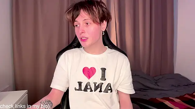 Snapshot of princeofsuccubs chatting on 01.22.25 princeofsuccubs online show from 01.22.25