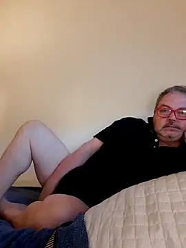 Snapshot of bluangelo chatting on 04.29.26 bluangelo online show from 04.29.26