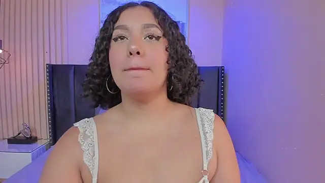 viiolett lee online show from 10.25.25