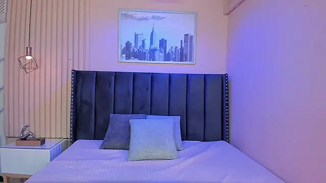 viiolett lee online show from 11.25.25