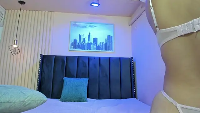 viiolett lee online show from 03.03.26