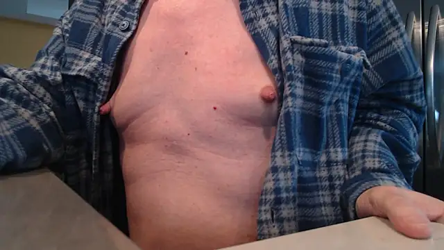 Snapshot of Toy-Daddy chatting on 12.16.24 Toy-Daddy online show from 12.16.24