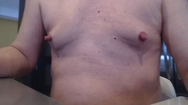 Snapshot of Toy-Daddy chatting on 12.28.24 Toy-Daddy online show from 12.28.24