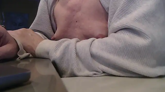 Snapshot of Toy-Daddy chatting on 12.30.24 Toy-Daddy online show from 12.30.24