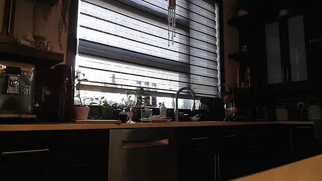 Snapshot of Toy-Daddy chatting on 10.09.25 Toy-Daddy online show from 10.09.25