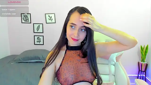 Snapshot of sophie_pazz chatting on 02.27.25 sophie pazz online show from 02.27.25
