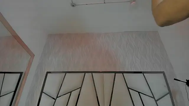 Victoriaa millers online show from 11.02.25