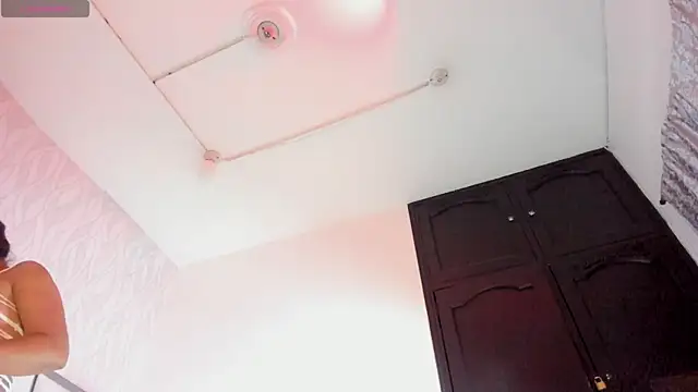 Victoriaa millers online show from 01.11.26