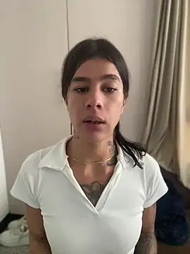 daniigarcia online show from 04.17.26