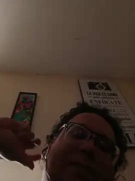 beautiful hands  online show from 12.05.25