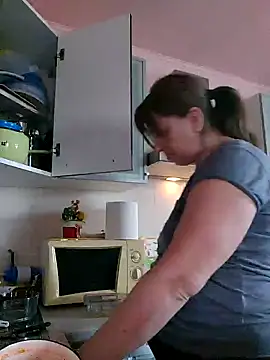 larylary6969 online show from 12.12.24