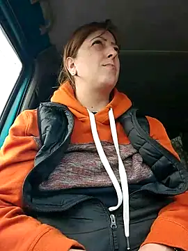 larylary6969 online show from 02.19.25