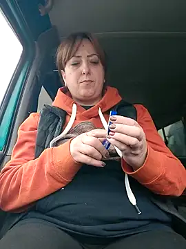 larylary6969 online show from 02.20.25