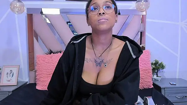 Elith noa online show from 02.11.25