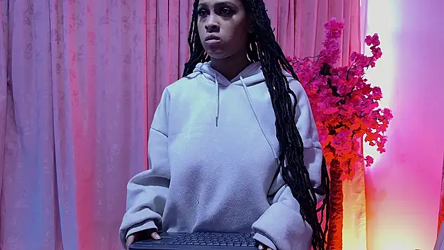 Snapshot of Elith_noa chatting on 01.07.26 Elith noa online show from 01.07.26