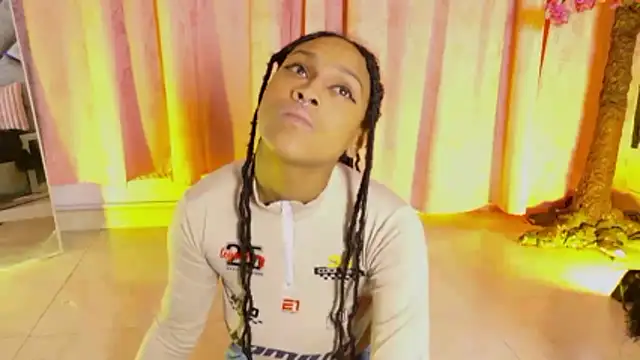 Snapshot of Elith_noa chatting on 01.16.26 Elith noa online show from 01.16.26