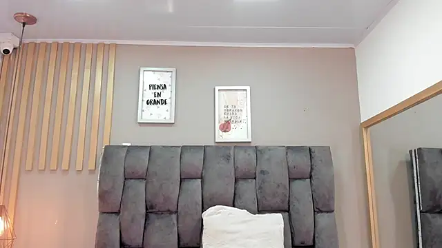 mariaa fernanda online show from 11.30.25