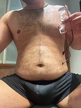 Snapshot of versatile_guy01 chatting on 01.18.26 versatile guy01 online show from 01.18.26