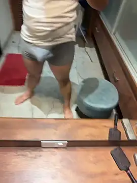 Snapshot of versatile_guy01 chatting on 02.07.26 versatile guy01 online show from 02.07.26