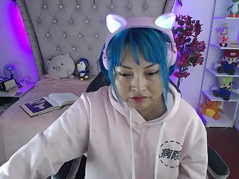 Shaddycute  online show from 01.27.25