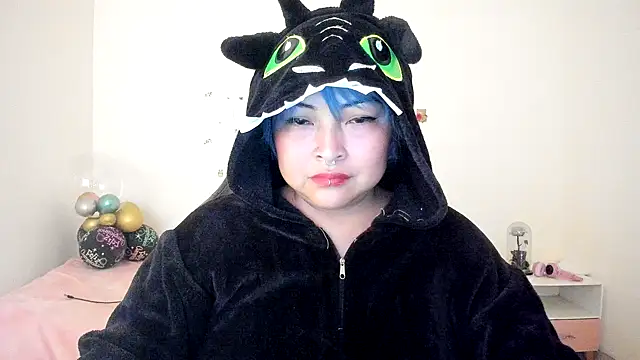 Shaddycute  online show from 10.08.25