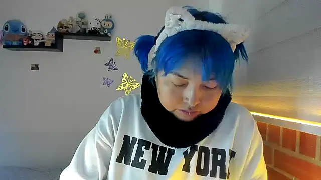 Shaddycute  online show from 11.10.25